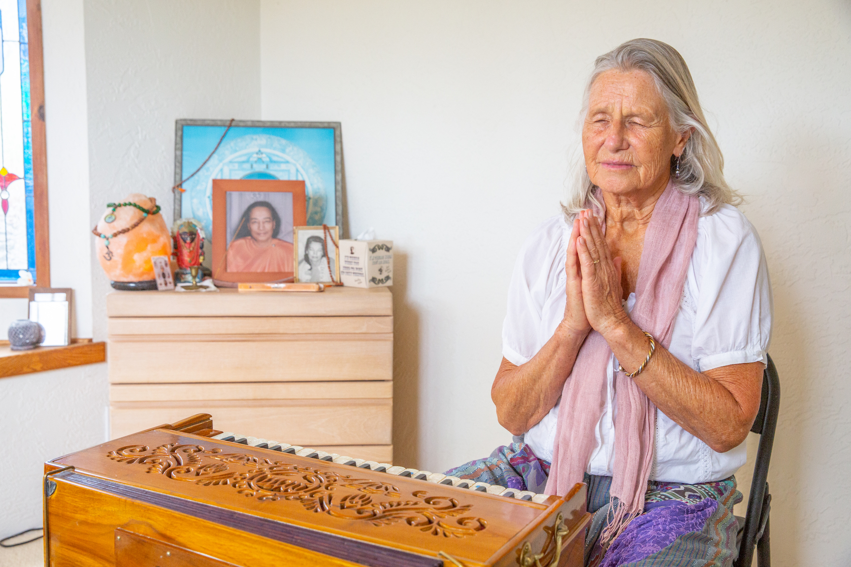 Meditation leader in prayer