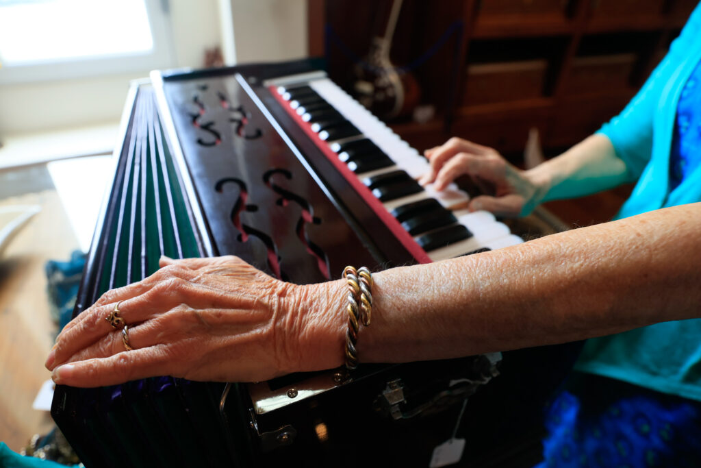 Monthly Three-Hour Meditation with Kirtan in English — Led by <em>SRF/YSS</em> Members